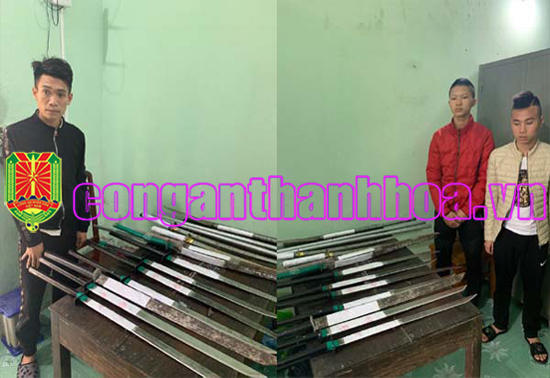 3 đối tượng v&agrave; tang vật bị cơ quan c&ocirc;ng an thu giữ. (Ảnh: C&ocirc;ng an tỉnh Thanh H&oacute;a)