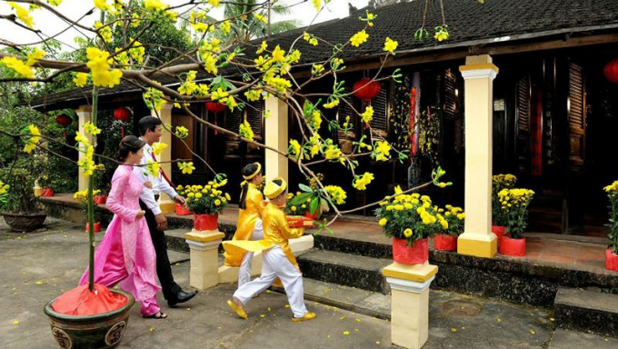 Vợ chồng cần b&agrave;n bạc ăn Tết ở đ&acirc;u để &ldquo;kh&ocirc;ng mất vui 3 ng&agrave;y Tết&rdquo;. (Ảnh minh họa)