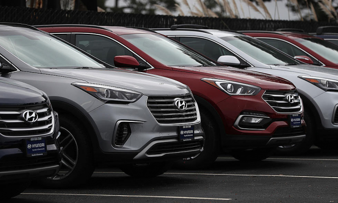 Hyundai triệu hồi xe để kiểm tra v&agrave; c&oacute; thể sẽ thay ống dẫn nhi&ecirc;n liệu &aacute;p suất cao nối với động cơ.