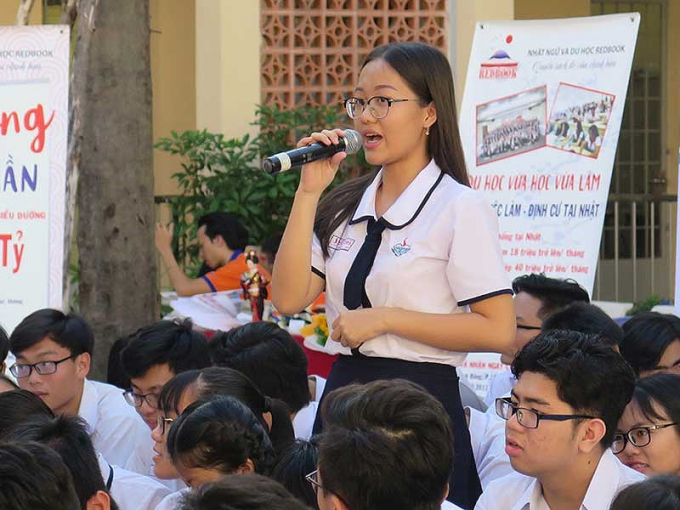 Học sinh Trường THPT V&otilde; Thị S&aacute;u, TP.HCM đặt c&acirc;u hỏi về tuyển sinh năm 2019.&nbsp;