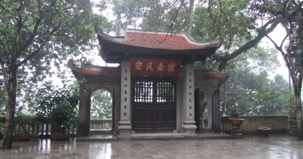 Lào Cai: Những khuất tất cần được làm rõ trong vụ "bốc hơi" hàng trăm triệu tiền công đức tại Đền Thượng