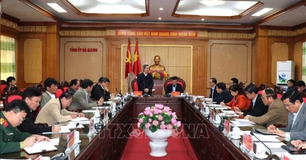 Trưởng ban Kinh tế Trung ương Nguyễn Văn Bình làm việc với Ban Thường vụ Tỉnh ủy Hà Giang