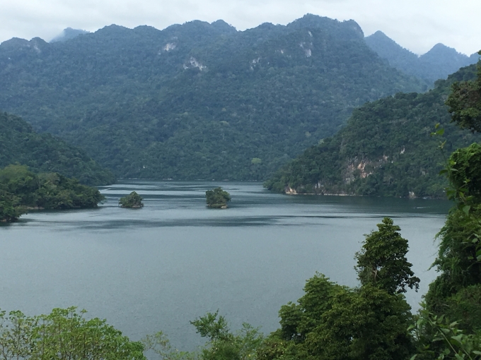 Một g&oacute;c hồ Ba Bể.