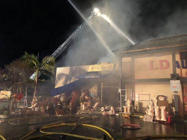 Hiện chưa c&oacute; th&ocirc;ng tin ch&iacute;nh x&aacute;c về thiệt hại do vụ ch&aacute;y g&acirc;y ra.