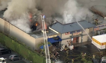 Cháy lớn tại khu thương xá Phước Lộc Thọ tại Mỹ ngày giáp Tết