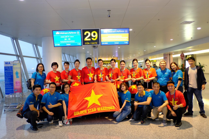 CĐV l&ecirc;n đường &ldquo;tiếp lửa&rdquo; cho Đội tuyển b&oacute;ng đ&aacute; quốc gia trận Tứ kết Asian Cup 2019