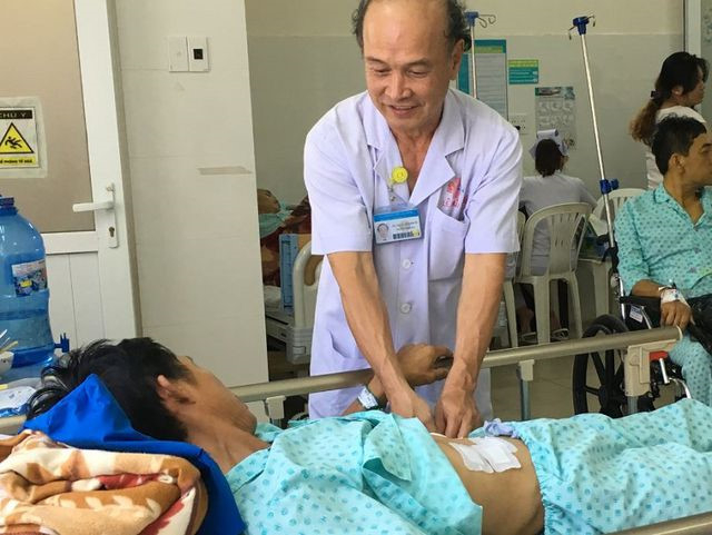 Sau phẫu thuật, sức khỏe người bệnh đang b&igrave;nh phục tốt