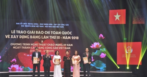 Trao giải “Búa liềm vàng” năm 2018 cho 56 tác phẩm xuất sắc về xây dựng Đảng
