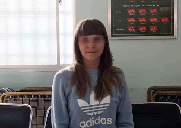 Ch&acirc;n dung 't&uacute; b&agrave;' Elena đang bị cơ quan c&ocirc;ng an tạm giữ.