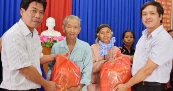 Hành trình mang Tết ấm đến với người nghèo