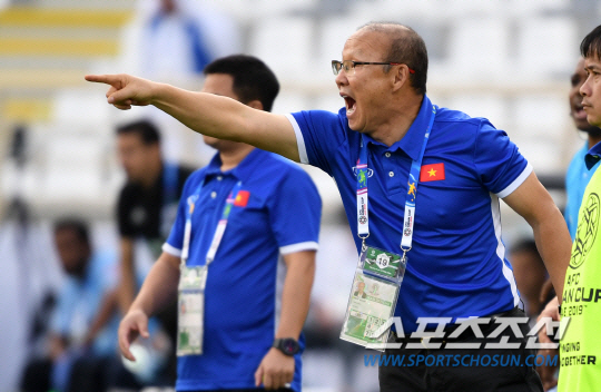 HLV Park Hang-seo n&oacute;i về kế hoạch b&oacute;ng đ&aacute; Việt Nam cần l&agrave;m để tiến v&agrave;o World Cup