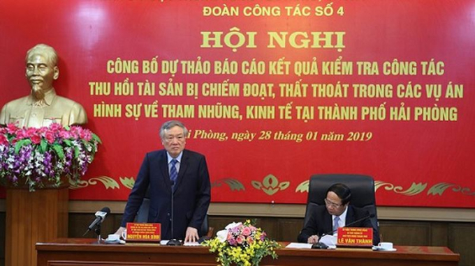 &Ocirc;ng Nguyễn H&ograve;a B&igrave;nh, B&iacute; thư TƯ Đảng, Ch&aacute;nh &aacute;n T&ograve;a &aacute;n nh&acirc;n d&acirc;n Tối cao, Ủy vi&ecirc;n Ban Chỉ đạo TƯ về PCTN, Trưởng đo&agrave;n c&ocirc;ng t&aacute;c ph&aacute;t biểu tại Hội nghị.