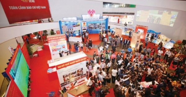 Cái tôi của nhà báo cần phải là một cái tôi khách quan!