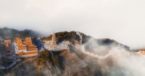 Fansipan – ngọn núi huyền tích, sự ích kỷ và giấc mơ chinh phục đỉnh trời