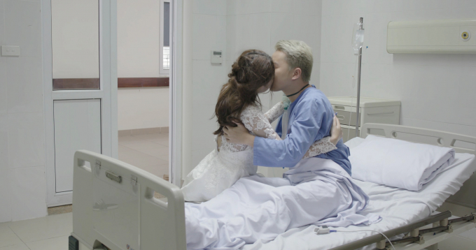 Thi&ecirc;n l&ocirc;i điển trai nhất T&aacute;o qu&acirc;n phải