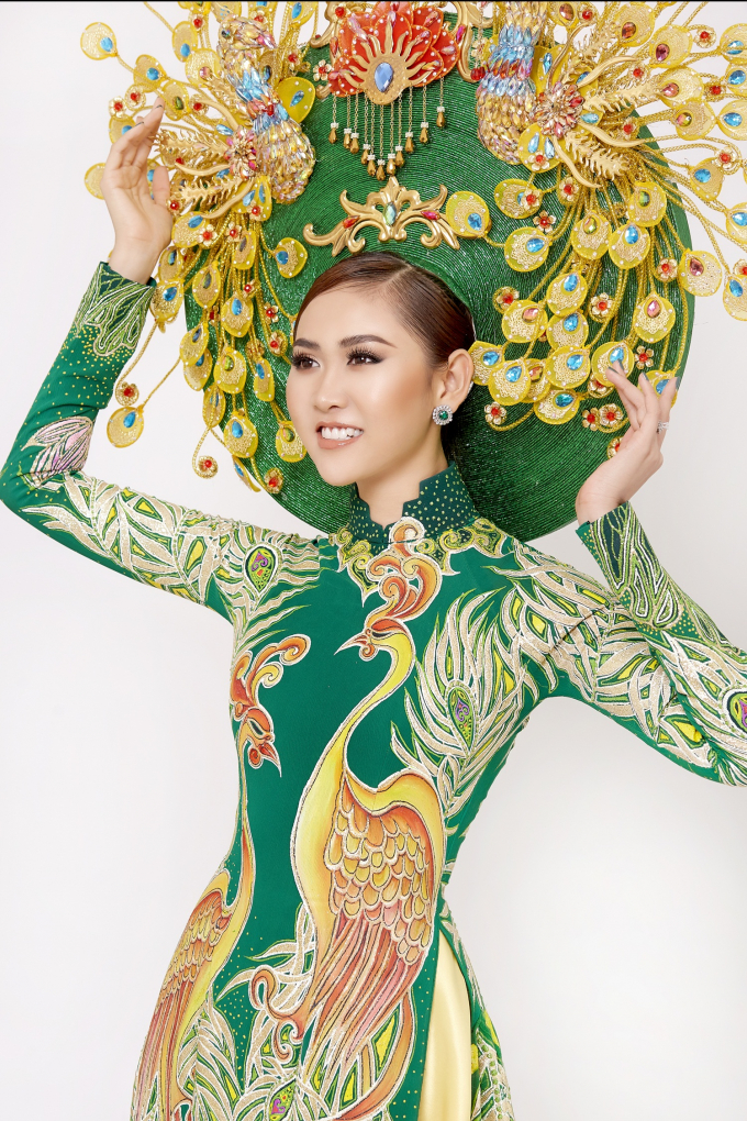 Tr&uacute;c Ny khoe vẻ đẹp n&oacute;ng bỏng, quyến rũ ngay khi vừa đăng quang &Aacute; hậu Miss All Nations 2019