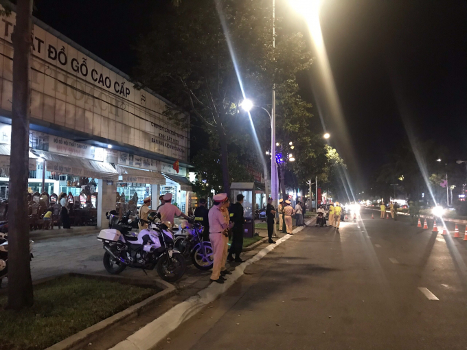 66A66F81-E982-475D-B3C1-233A200CEDFD.