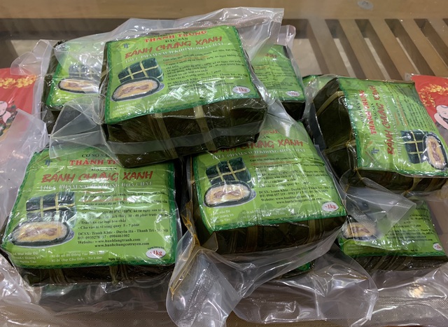 Bánh chưng làm ra được hút chân không, vừa giữ được hương vị bánh và bảo quản được lâu hơn.