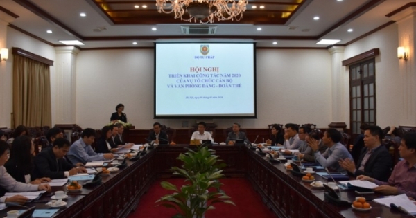 Không để “hụt hẫng” trong công tác cán bộ