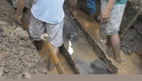 Khu vực ngôi mộ được phát hiện theo người dân địa phương là nghĩa địa cũ của thôn.