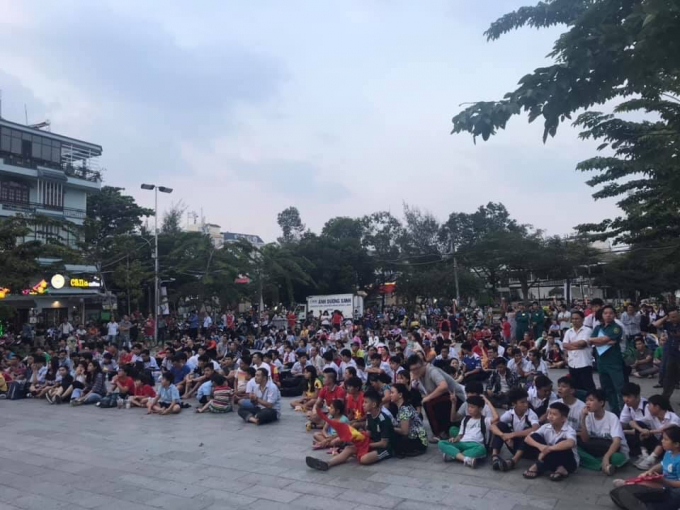 DC93C46C-24D2-4C59-83B4-61493E12413B.