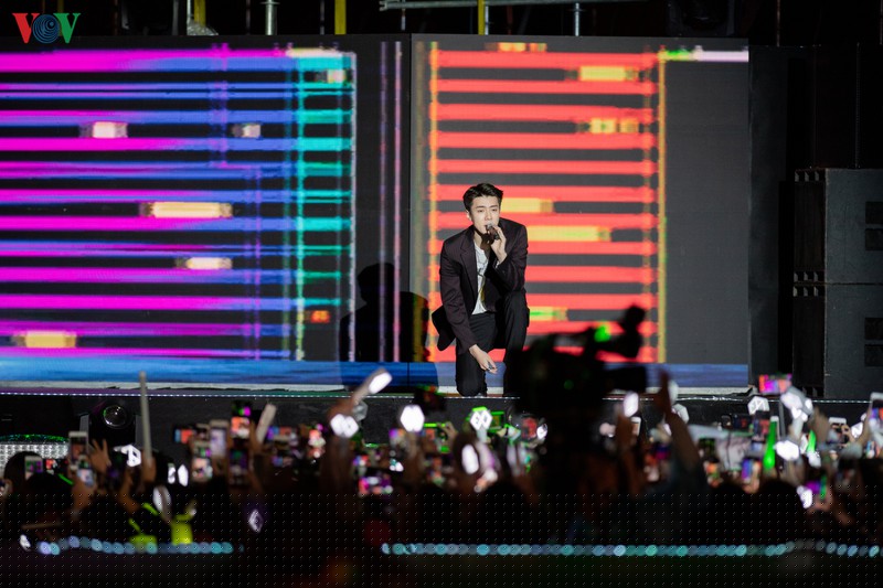 exo chanyeol đội nón lá, sehun chia sẻ rất nhớ việt nam tại k-pop super concert hình 15 exo chanyeol doi non la, sehun chia se rat nho viet nam tai k-pop super concert hinh 15