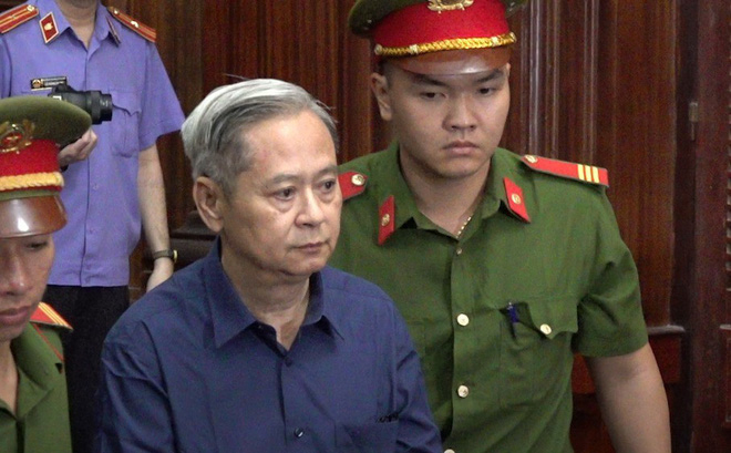 photo1579047447384-1579047447874-crop-15790475244391789575279