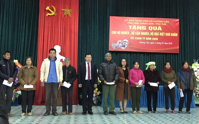 Công ty luật chia sẻ yêu thương đến người nghèo.