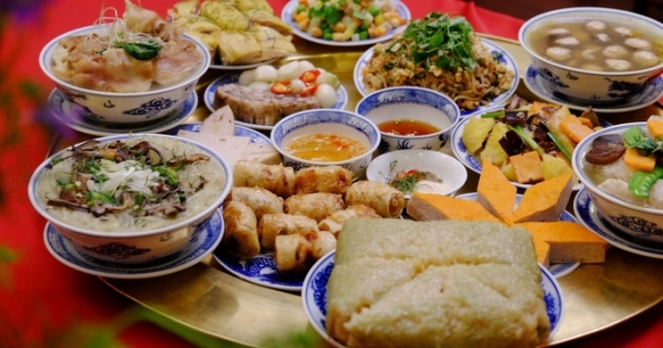 Văn khấn gia tiên ngày mùng 1 Tết