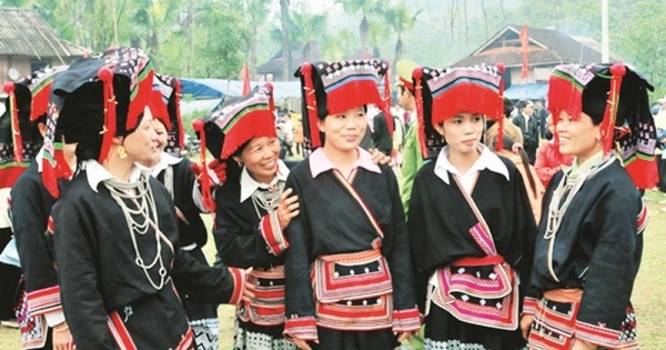 Độc đáo cỗ Tết cúng thịt chuột