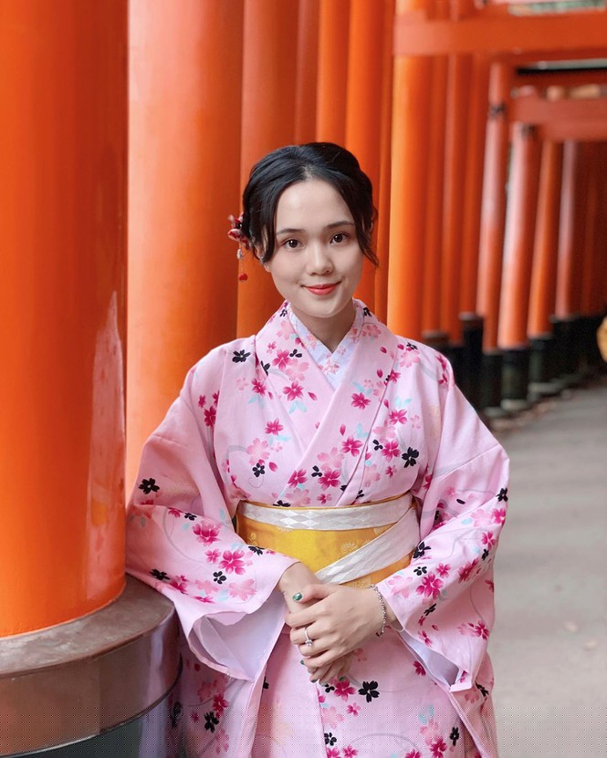 Những hot girl tuổi Tý xinh đẹp tài năng - ảnh 2