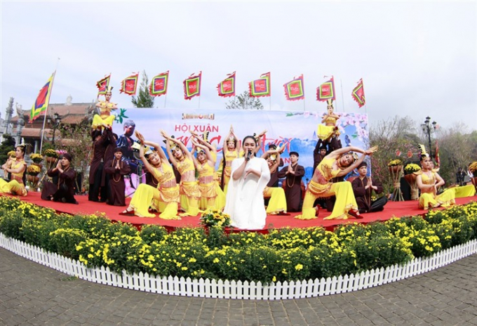 Diem den tet Sun World (4)