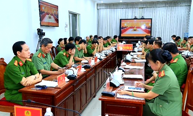 Bộ trưởng Tô Lâm biểu dương công an tỉnh Đồng Nai thực hiện tốt việc giữ gìn an ninh trật tự dịp Tết Canh tý