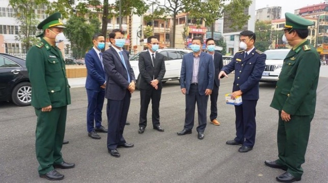 Lào Cai tạm dừng xuất nhập cảnh tại các cửa khẩu phụ, lối mở để ngăn chặn đại dịch virus corona