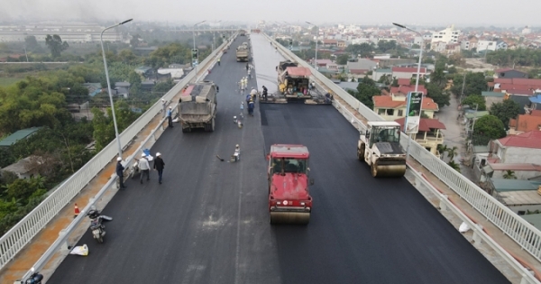 Cầu Thăng Long chịu lực tăng gấp 3 lần thông xe ngày 7/1