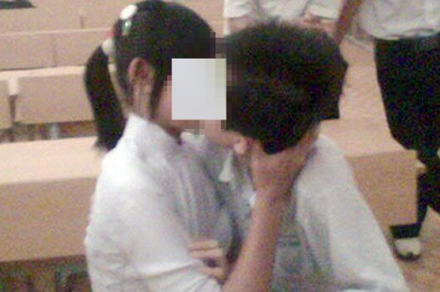 Học trò đi nhà nghỉ, quan hệ tình dục sớm là vấn đề bố cần thật sự quan tâm (Ảnh minh họa)