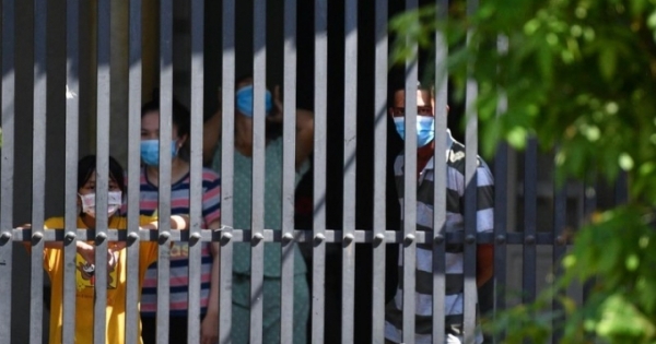 Làm lây lan COVID-19 do nhập cảnh trái phép có thể bị phạt đến 15 năm tù