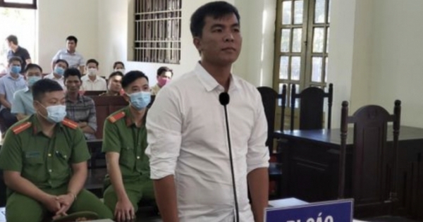 Phải đi tù vì nói xấu cán bộ huyện trên facebook