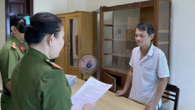 18470BBF-E270-41C0-9434-211C1FCDC1B3.