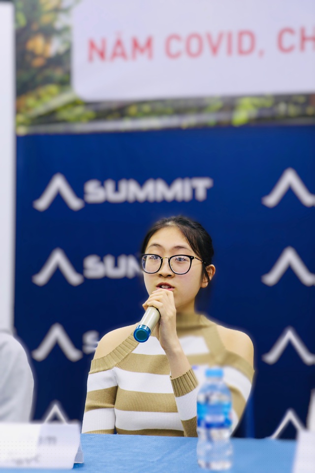 Minh Ngọc đang học tại trường đại học khai phóng.