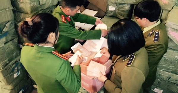 Hà Nội: Thu giữ gần 5 tấn mặt nạ mỹ phẩm dưỡng da lậu