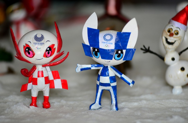 Hai linh vật của Olympic Tokyo 2020.