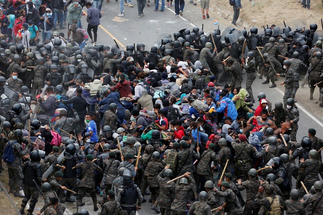 Giới quan sát cũng cho rằng dòng người nhập cư hướng về biên giới Mỹ - Mexico có thể sẽ gia tăng trong thời gian tới do nhiều người kỳ vọng về một chính sách nhập cư nới lỏng hơn từ Mỹ khi ông Biden lên nắm quyền.