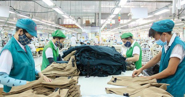 ca-nuoc-co-hon-505-nghin-doanh-nghiep-dang-hoat-dong-1517967235348334868501-65-0-402-600-crop-151796724488873206381-15214739318081124733206-0-0-399-710-crop-1521473938778922357053