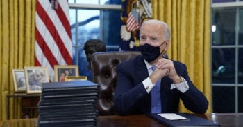 Ông Biden hé lộ về bức thư "tử tế" ông Trump để lại