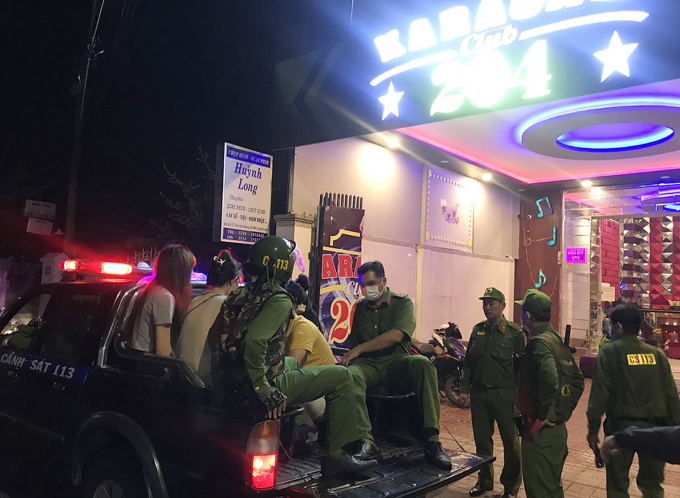 30dafd43b2a742f91bb6