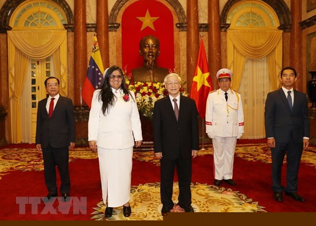 Ngày 27/2/2020, Tổng Bí thư, Chủ tịch nước Nguyễn Phú Trọng tiếp bà Tatiana Josefina Pugh Moreno, Đại sứ Venezuela tại Việt Nam đến trình Quốc thư. (Ảnh: Trí Dũng/TTXVN)