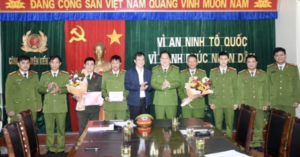 Công an Hải Phòng khen thưởng lực lượng phát hiện, thu giữ 30kg pháo nổ