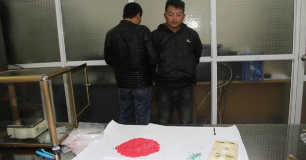 Lào Cai: Bắt đối tượng vận chuyển 12.000 viên ma túy tổng hợp