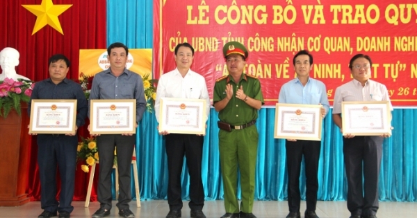 An Giang: 148 cơ quan, doanh nghiệp được công nhận đạt chuẩn “An toàn về an ninh, trật tự” năm 2020